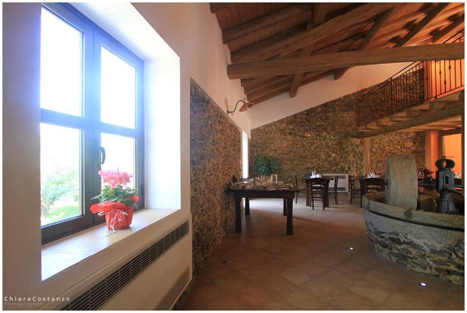 مبيت وإفطار جويوزا ماريا Antico Casale المظهر الخارجي الصورة
